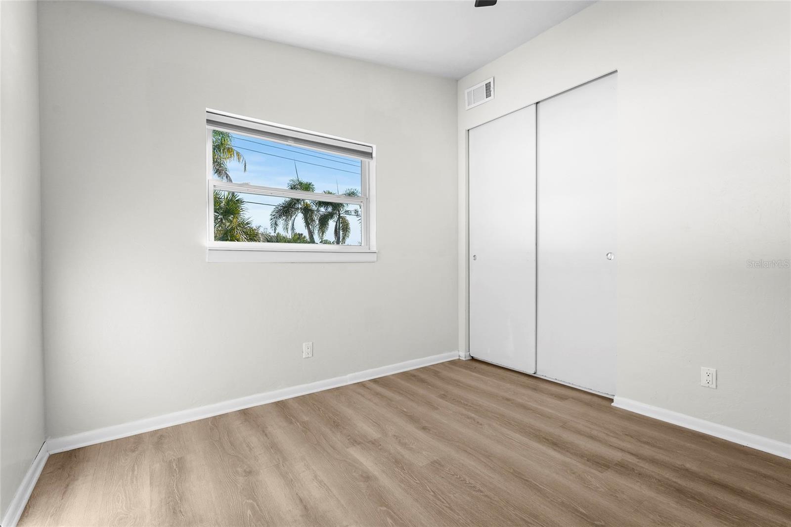 Image 30 of 47 For 1920 Elk Avenue