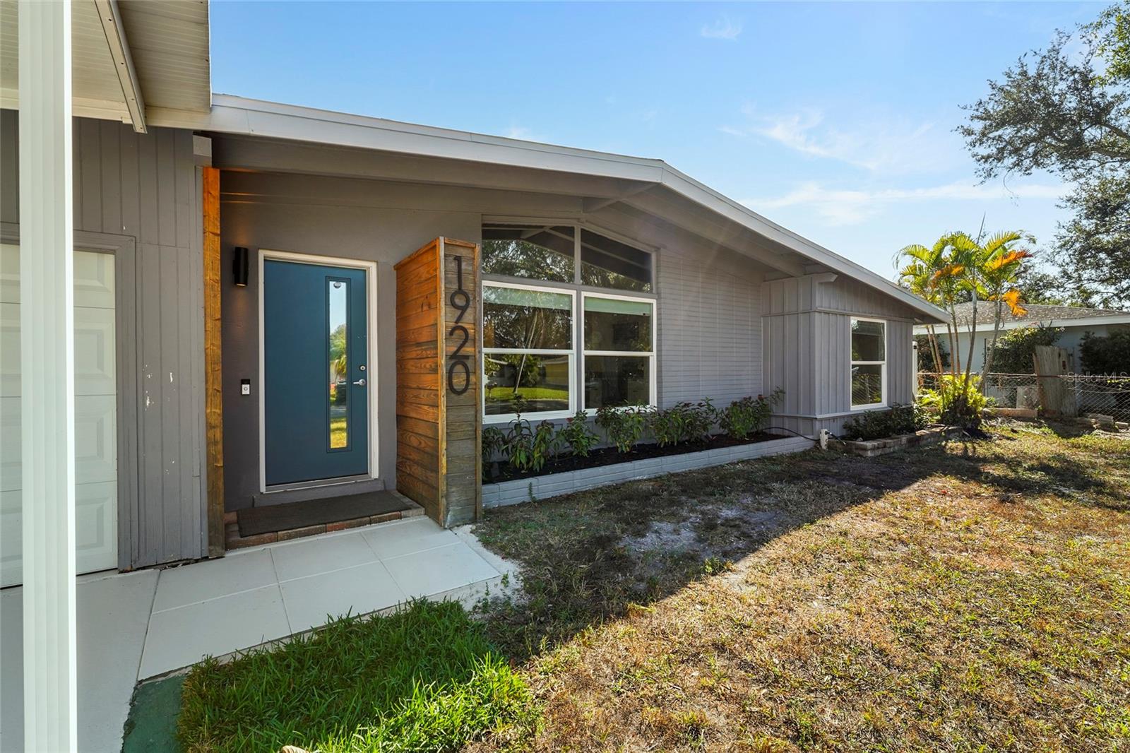 Image 40 of 47 For 1920 Elk Avenue