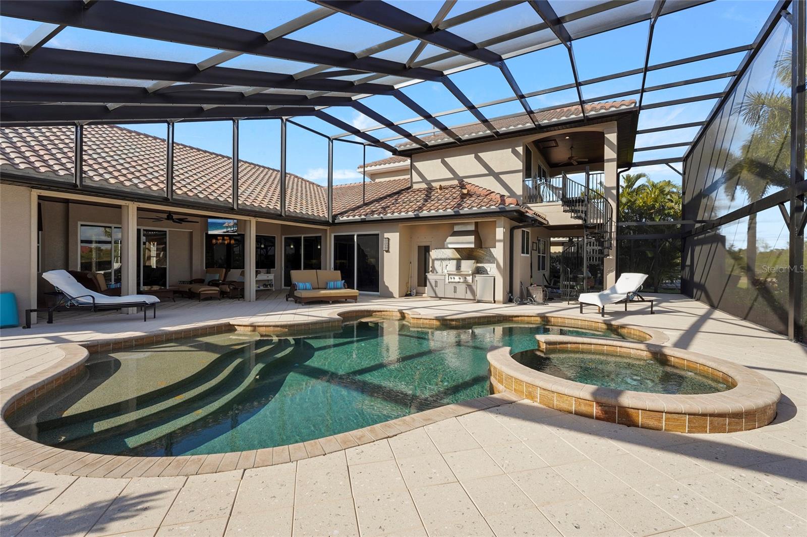 Image 19 of 98 For 254 Pesaro Drive