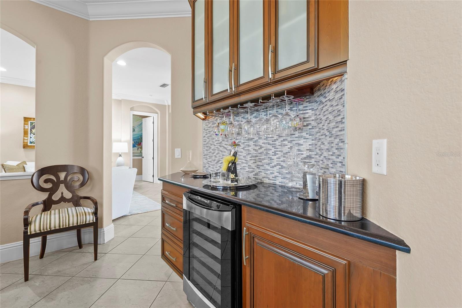 Image 33 of 98 For 254 Pesaro Drive