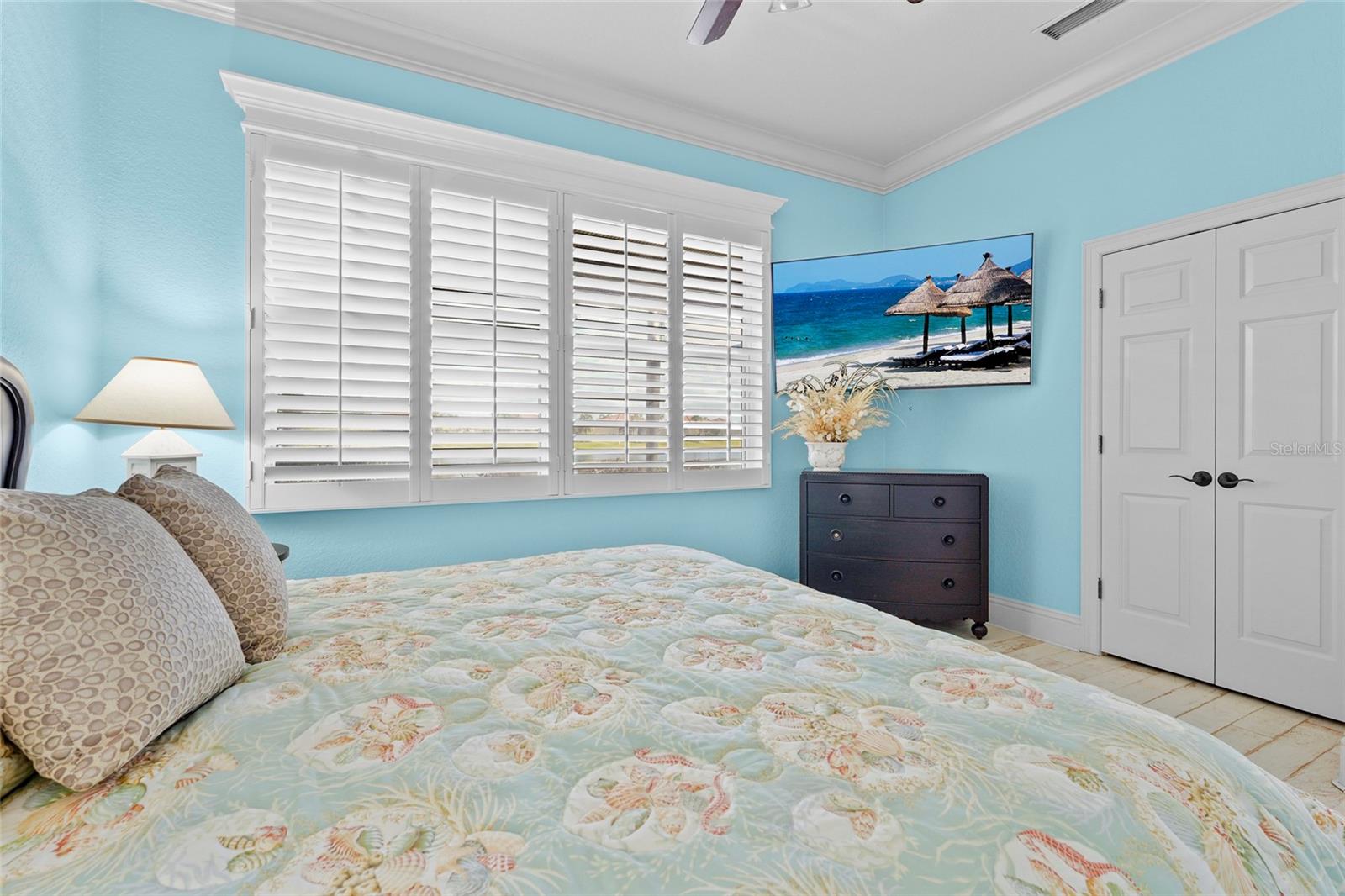 Image 43 of 98 For 254 Pesaro Drive