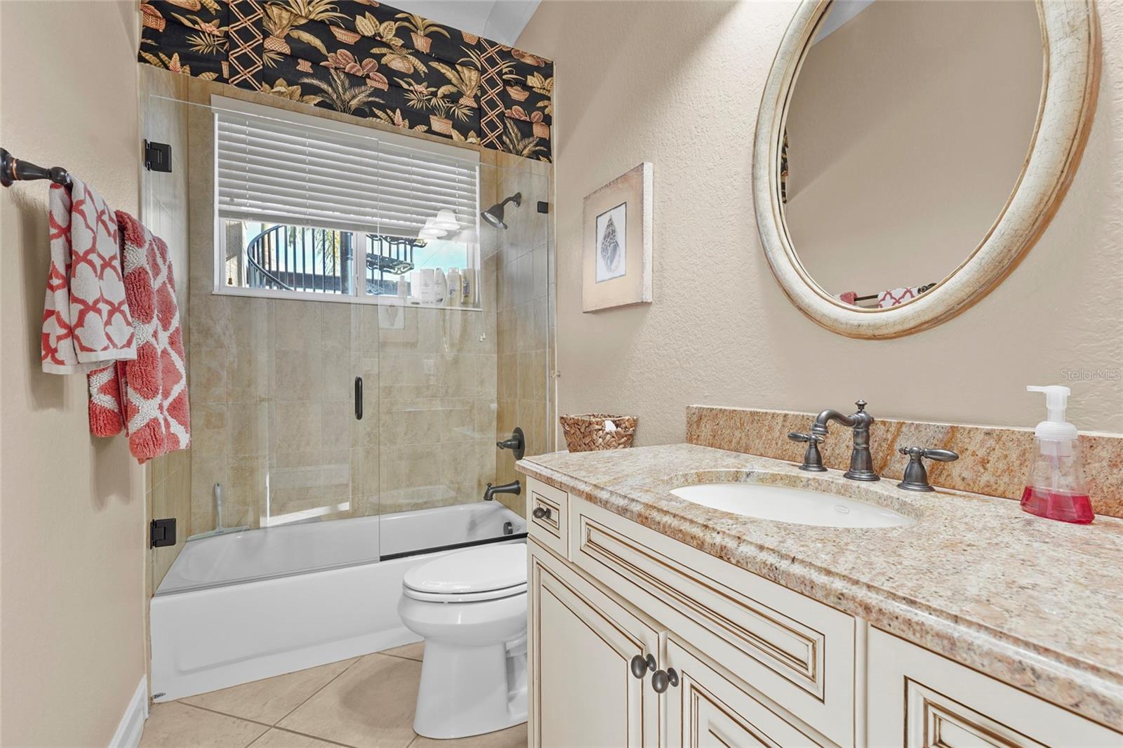 Image 44 of 98 For 254 Pesaro Drive