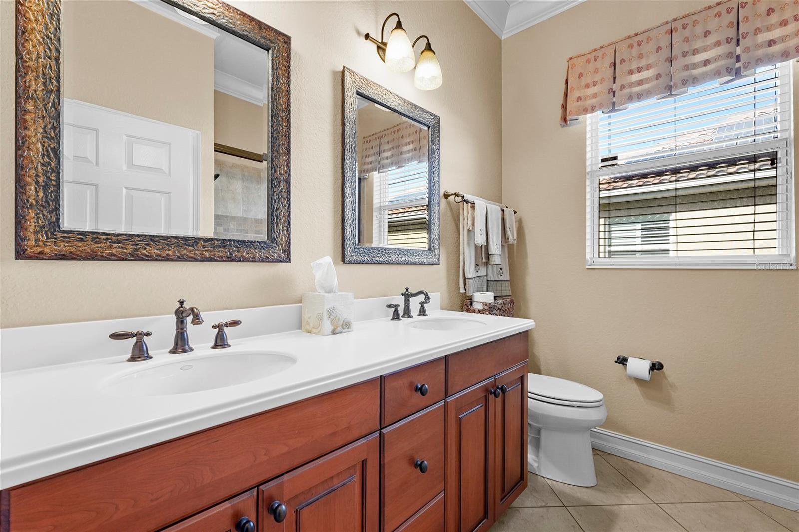 Image 47 of 98 For 254 Pesaro Drive