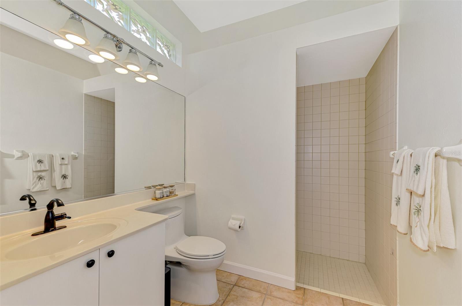 Image 41 of 59 For 2518 Dick Wilson Drive