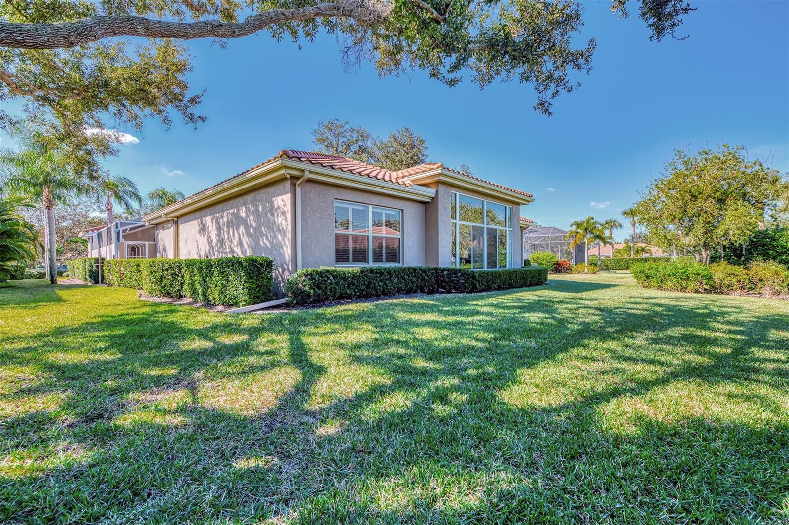 Image 43 of 59 For 2518 Dick Wilson Drive