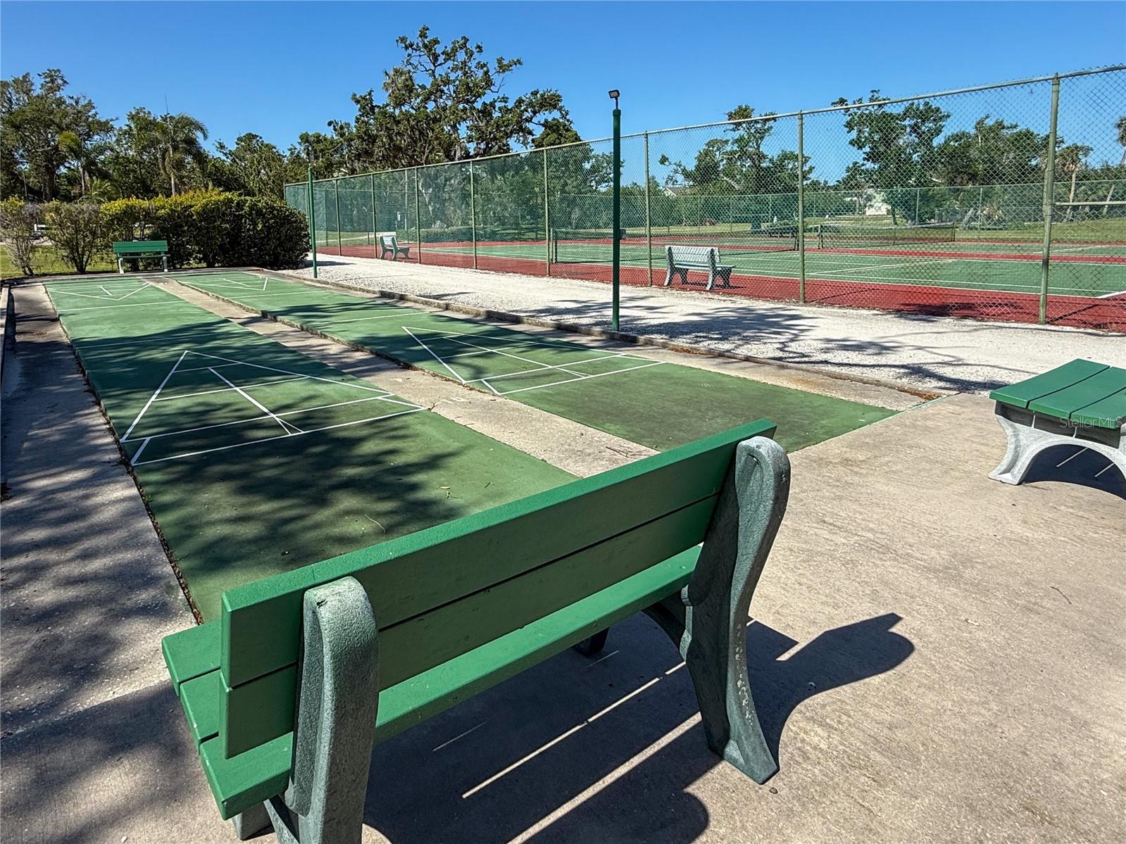 Image 41 of 44 For 4640 Red Maple Road 1208