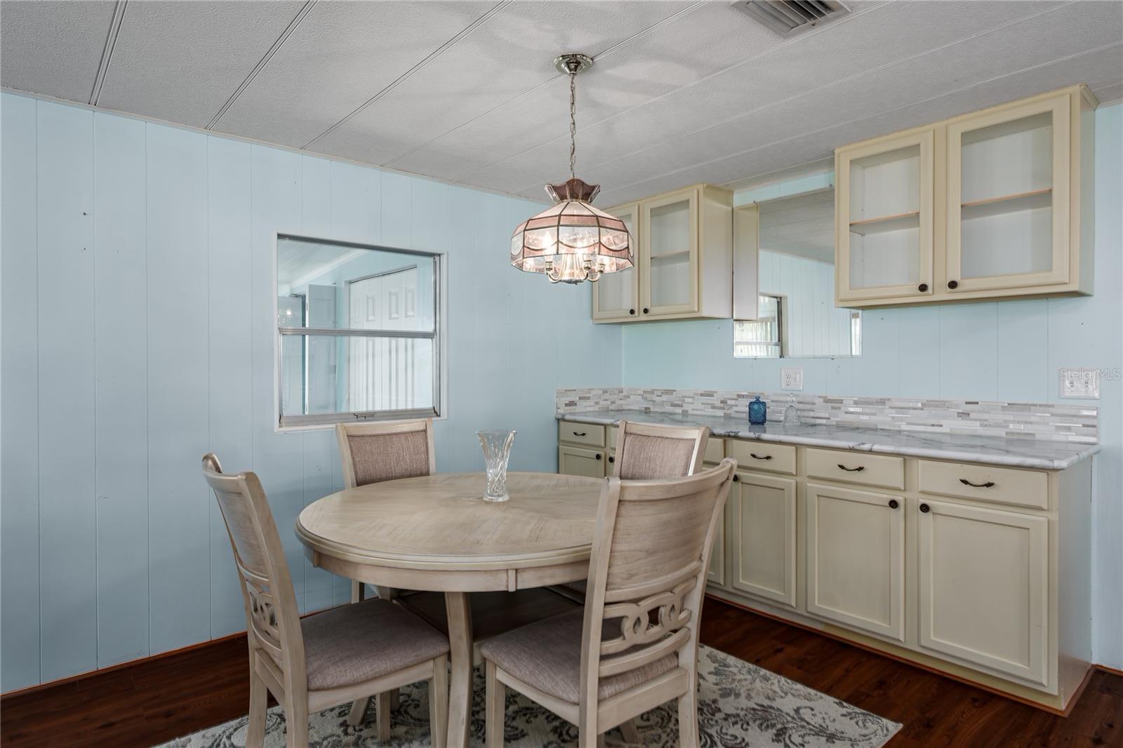 Image 11 of 31 For 1003 45th Avenue Drive E