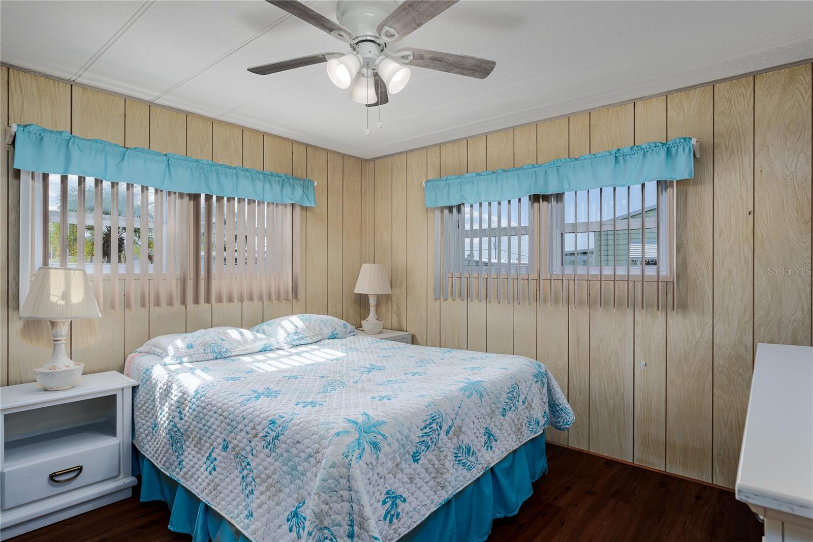 Image 18 of 31 For 1003 45th Avenue Drive E