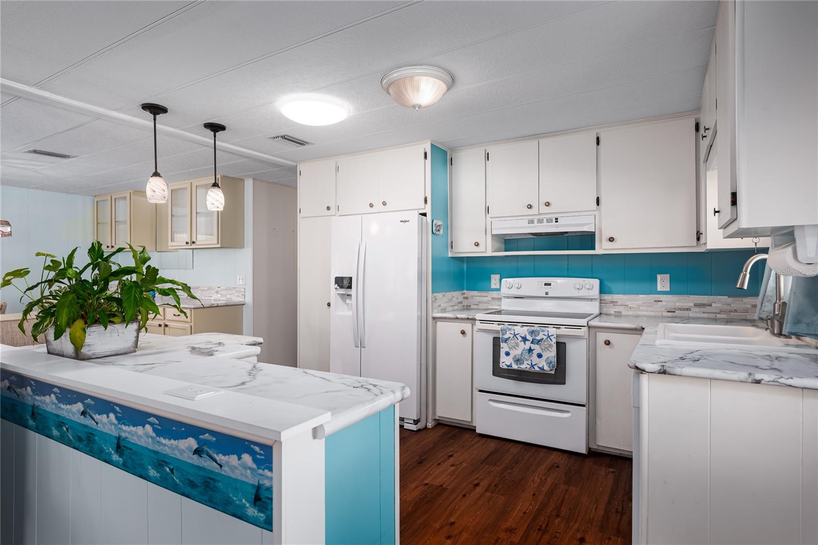 Image 2 of 31 For 1003 45th Avenue Drive E