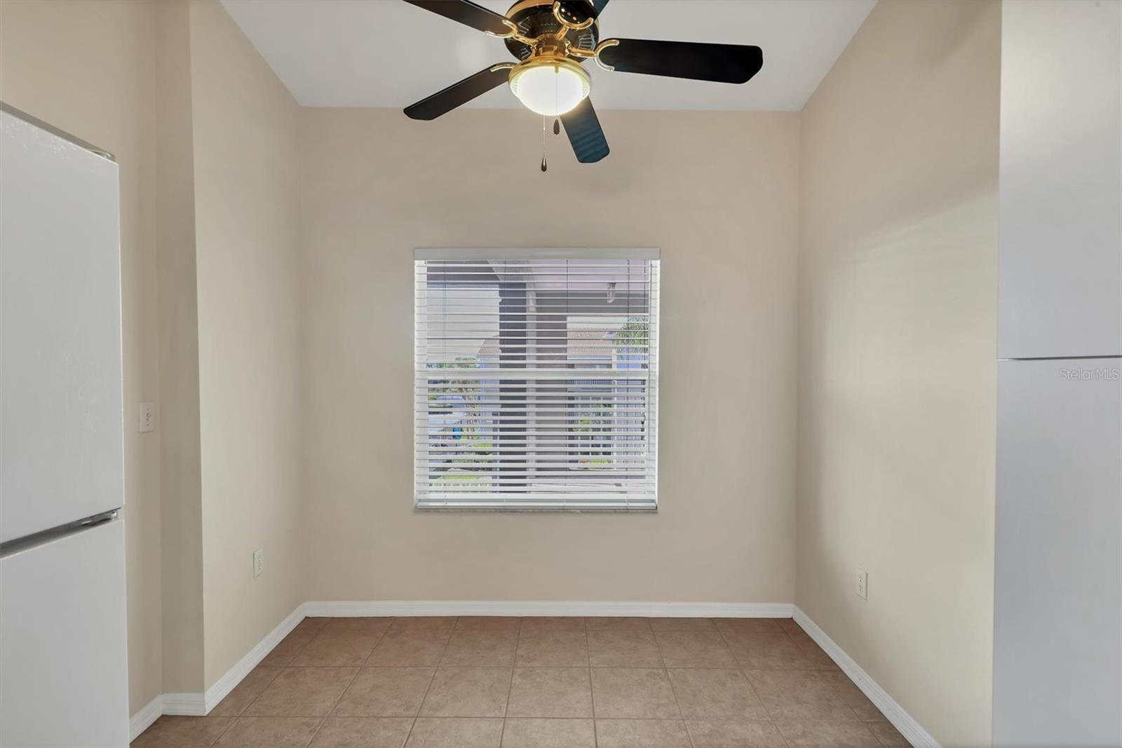 Image 14 of 74 For 9620 Club South Circle 5310