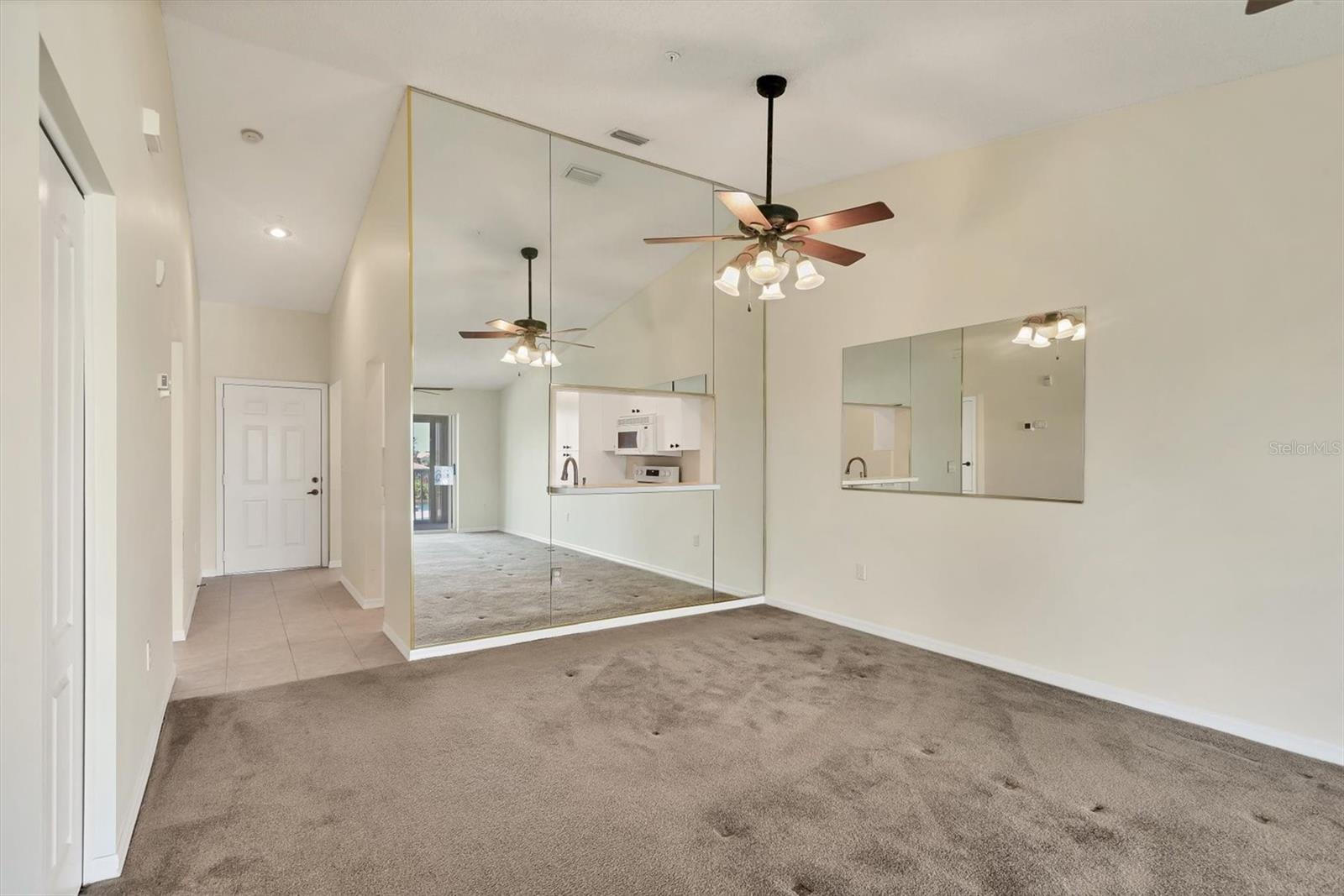 Image 15 of 74 For 9620 Club South Circle 5310