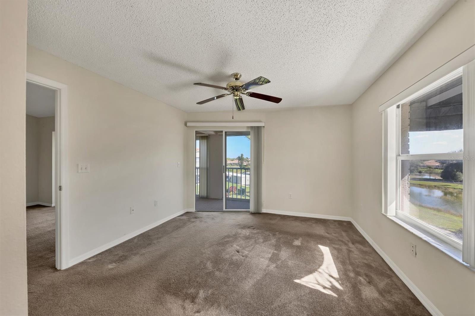 Image 19 of 74 For 9620 Club South Circle 5310