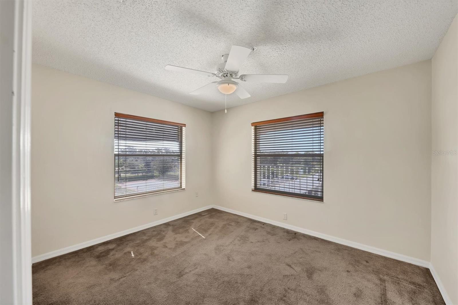 Image 23 of 74 For 9620 Club South Circle 5310