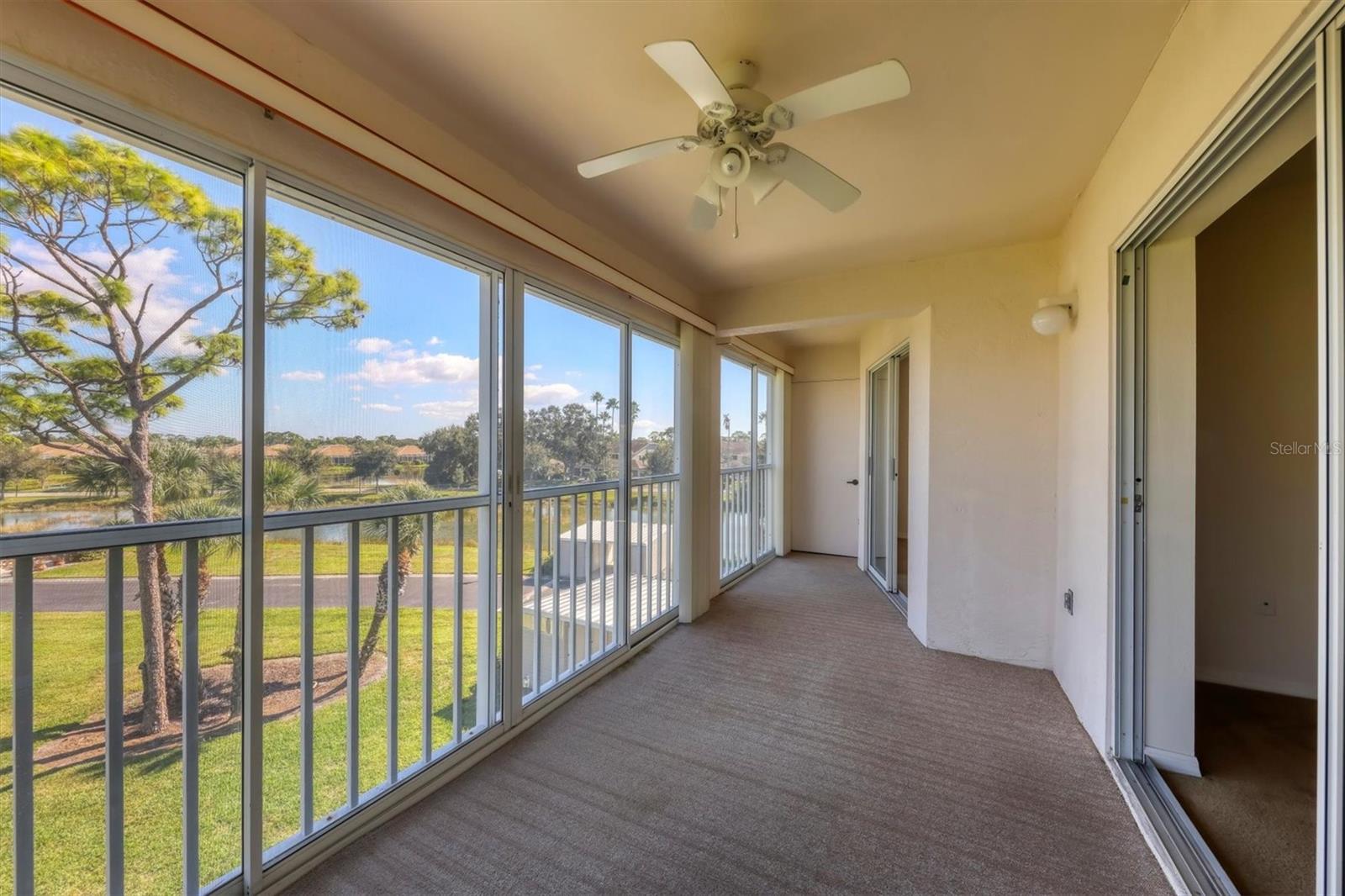 Image 29 of 74 For 9620 Club South Circle 5310