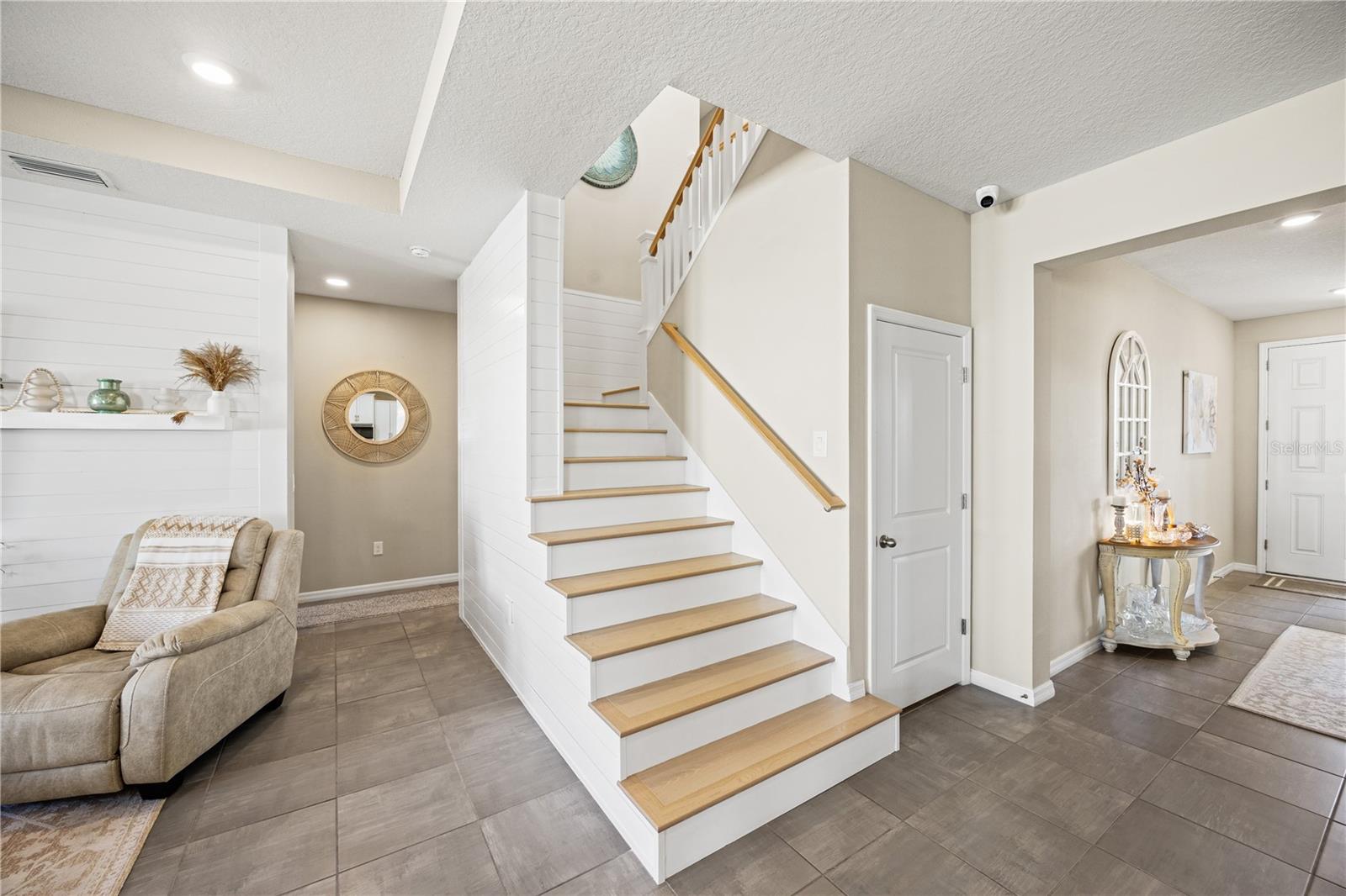 Image 15 of 74 For 5207 Granite Dust Place