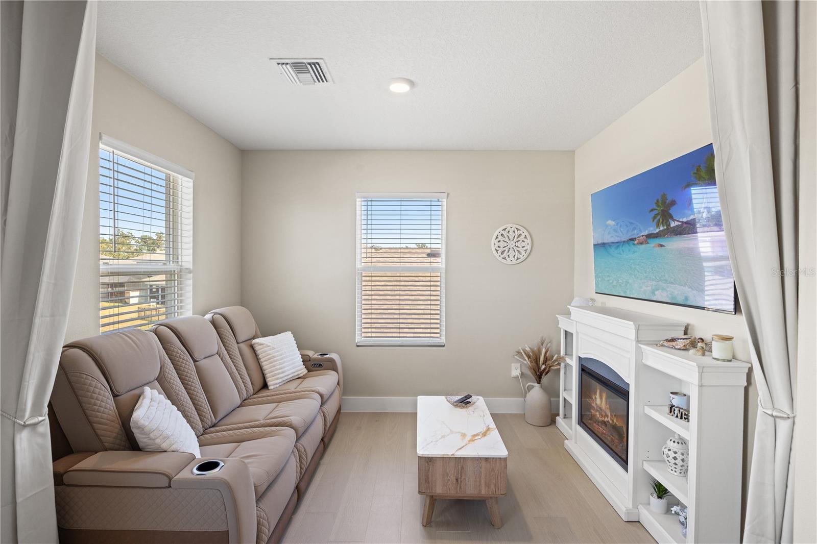 Image 24 of 74 For 5207 Granite Dust Place