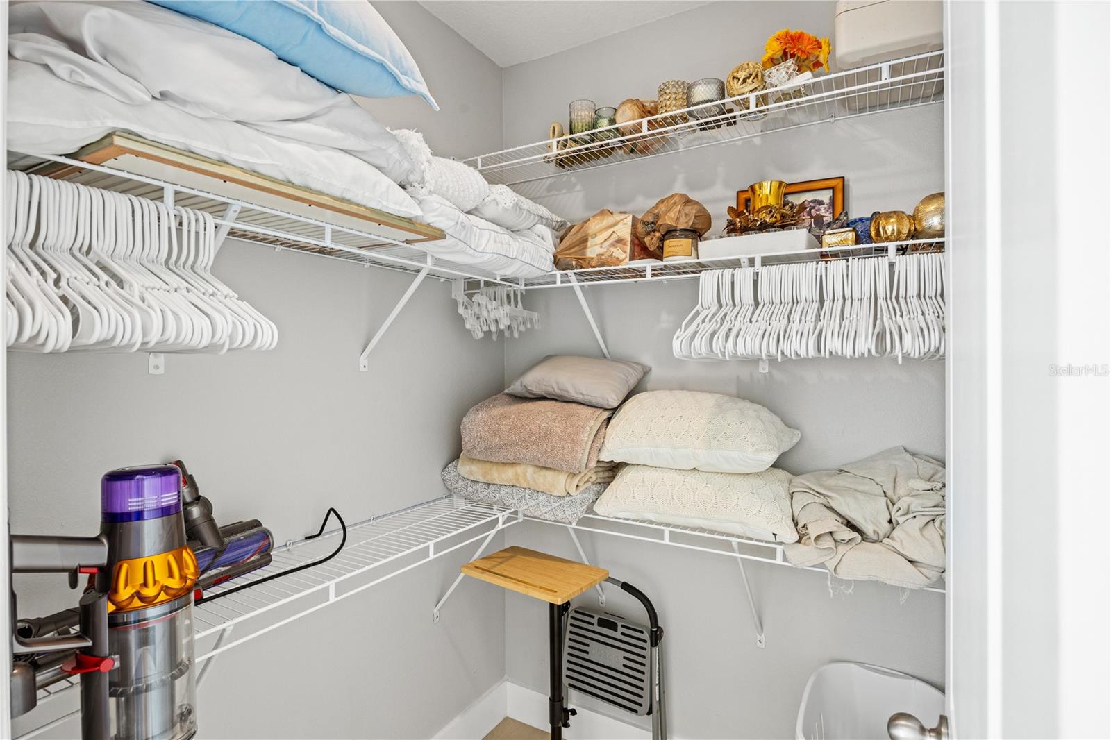 Image 38 of 74 For 5207 Granite Dust Place