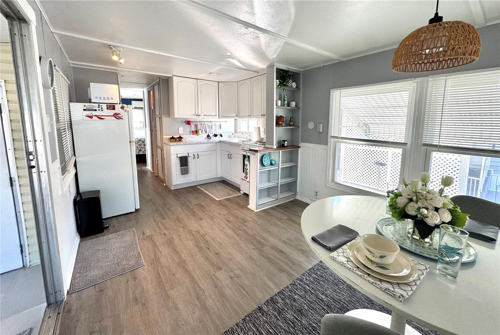 Image 14 of 43 For 10315 Cortez Road W 30-2