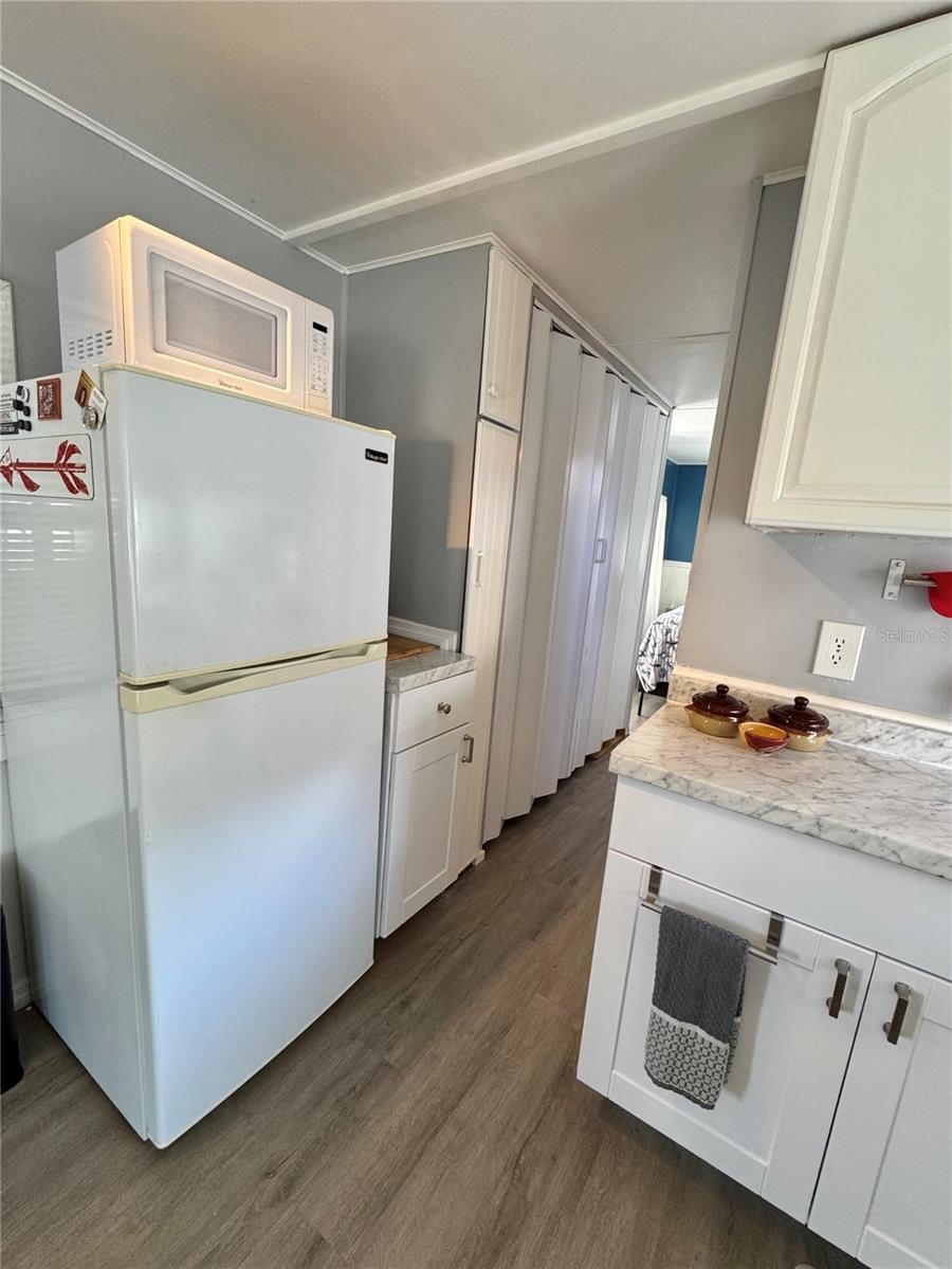 Image 19 of 43 For 10315 Cortez Road W 30-2