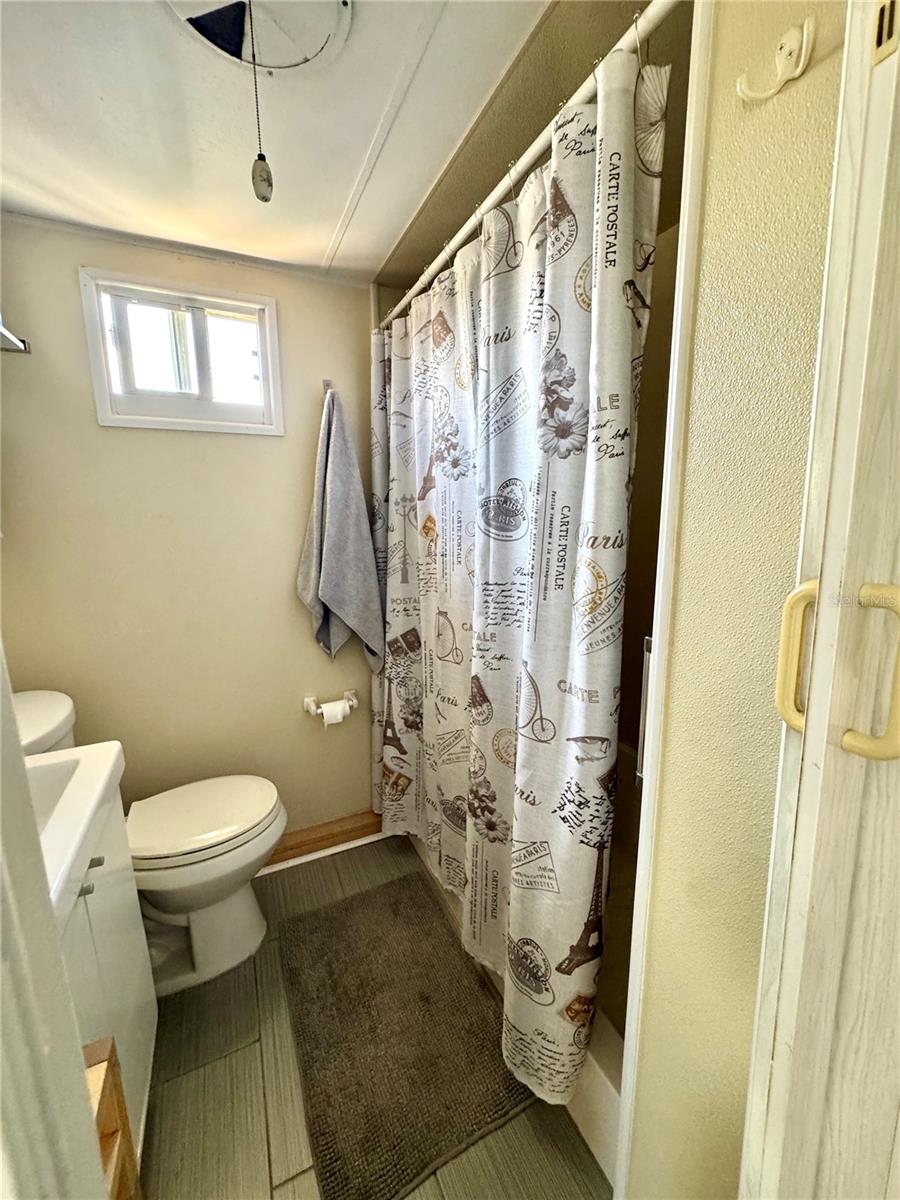 Image 21 of 43 For 10315 Cortez Road W 30-2