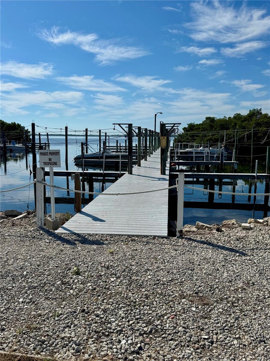 Image 36 of 43 For 10315 Cortez Road W 30-2