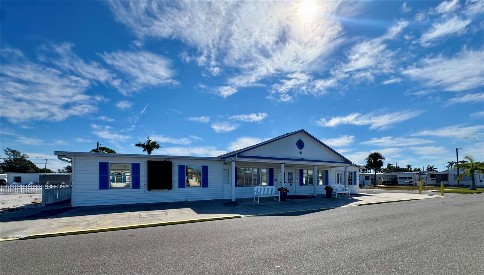 Image 41 of 43 For 10315 Cortez Road W 30-2