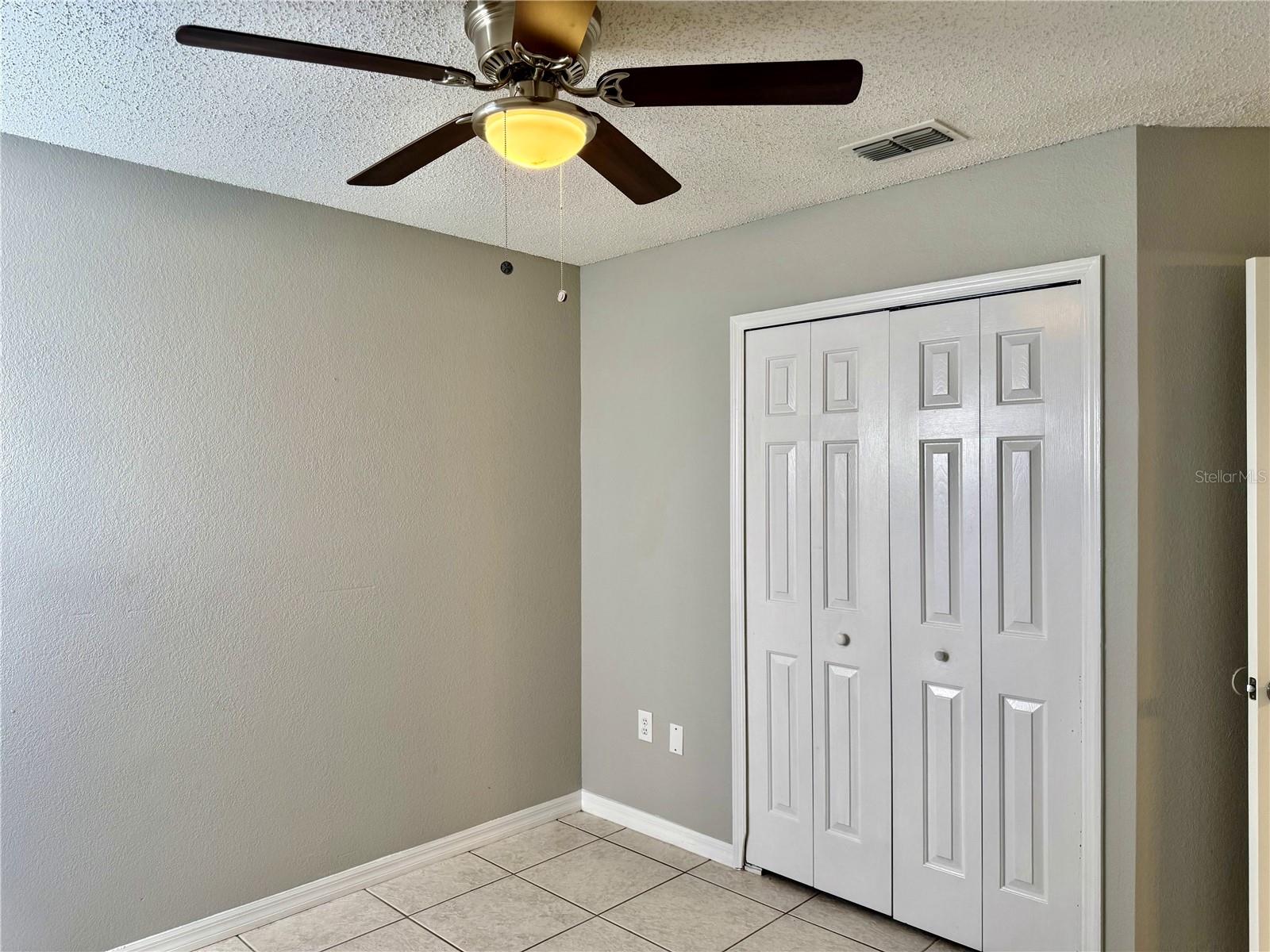 Image 14 of 24 For 4347 Creekside Boulevard