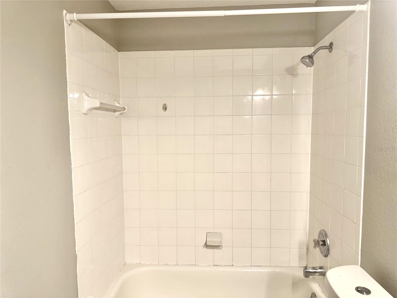 Image 18 of 24 For 4347 Creekside Boulevard