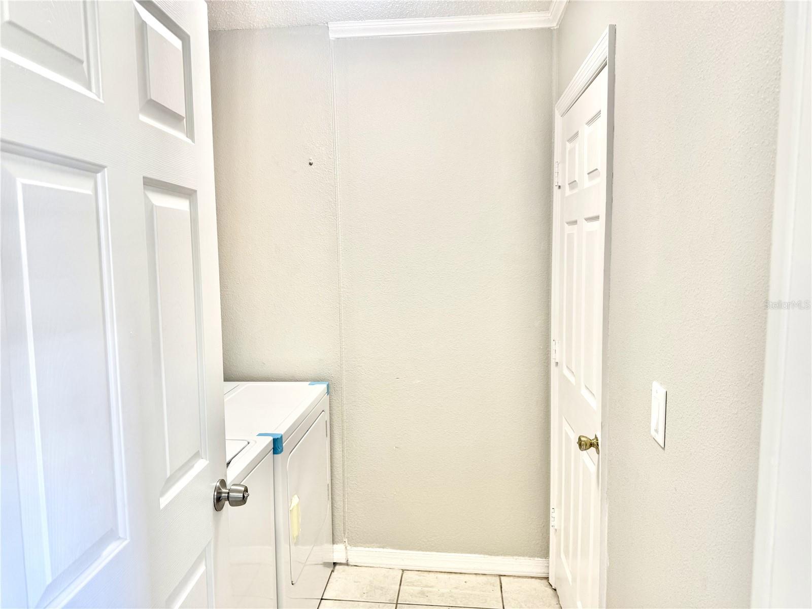 Image 22 of 24 For 4347 Creekside Boulevard