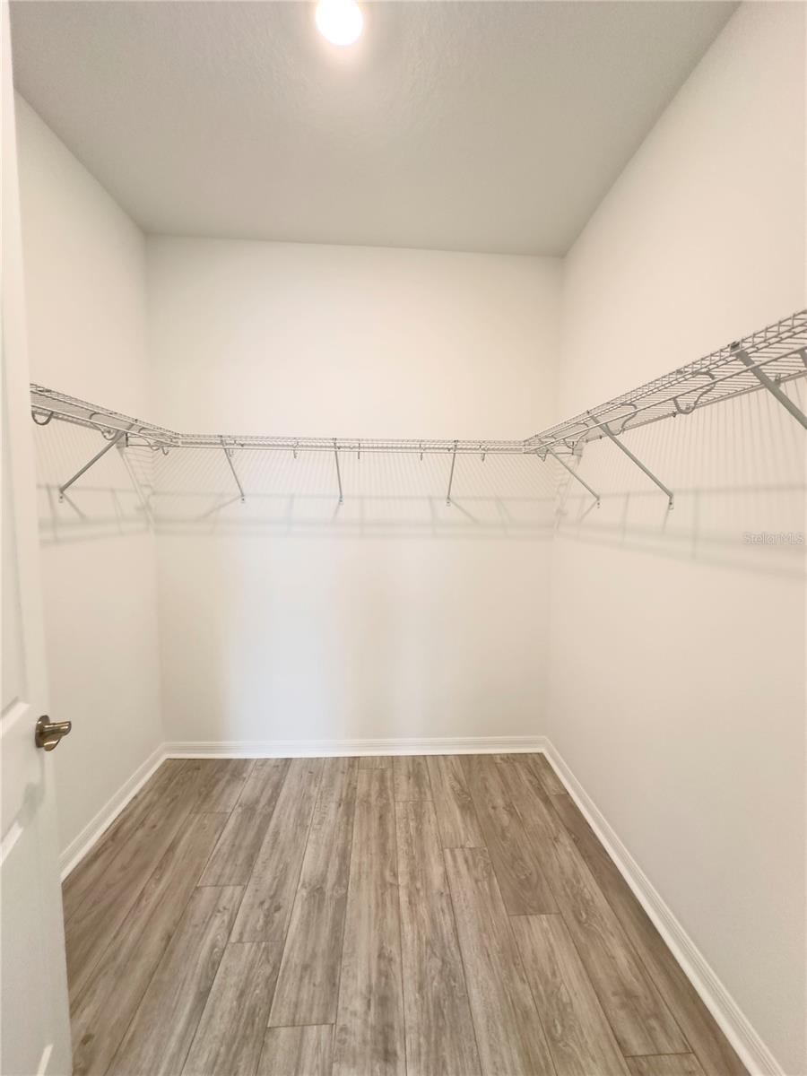 Image 16 of 30 For 17937 Cherished Loop