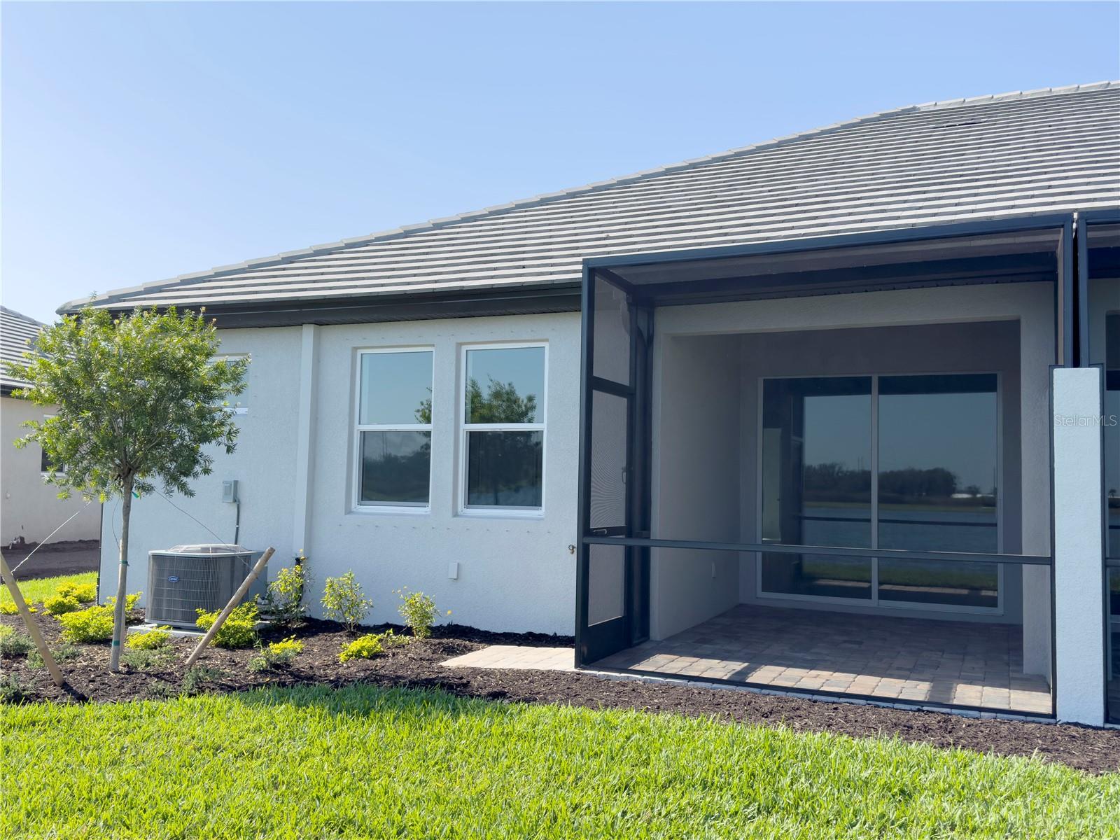 Image 21 of 30 For 17937 Cherished Loop