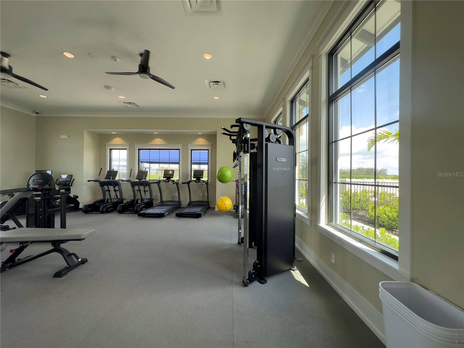 Image 27 of 30 For 17937 Cherished Loop