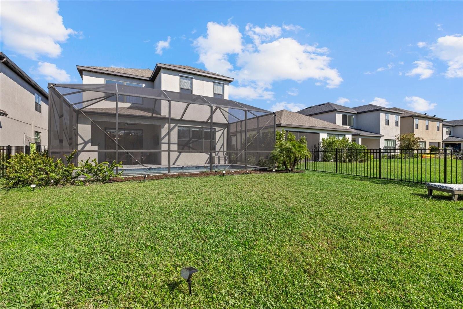 Image 9 of 46 For 16226 Paynes Mill Drive