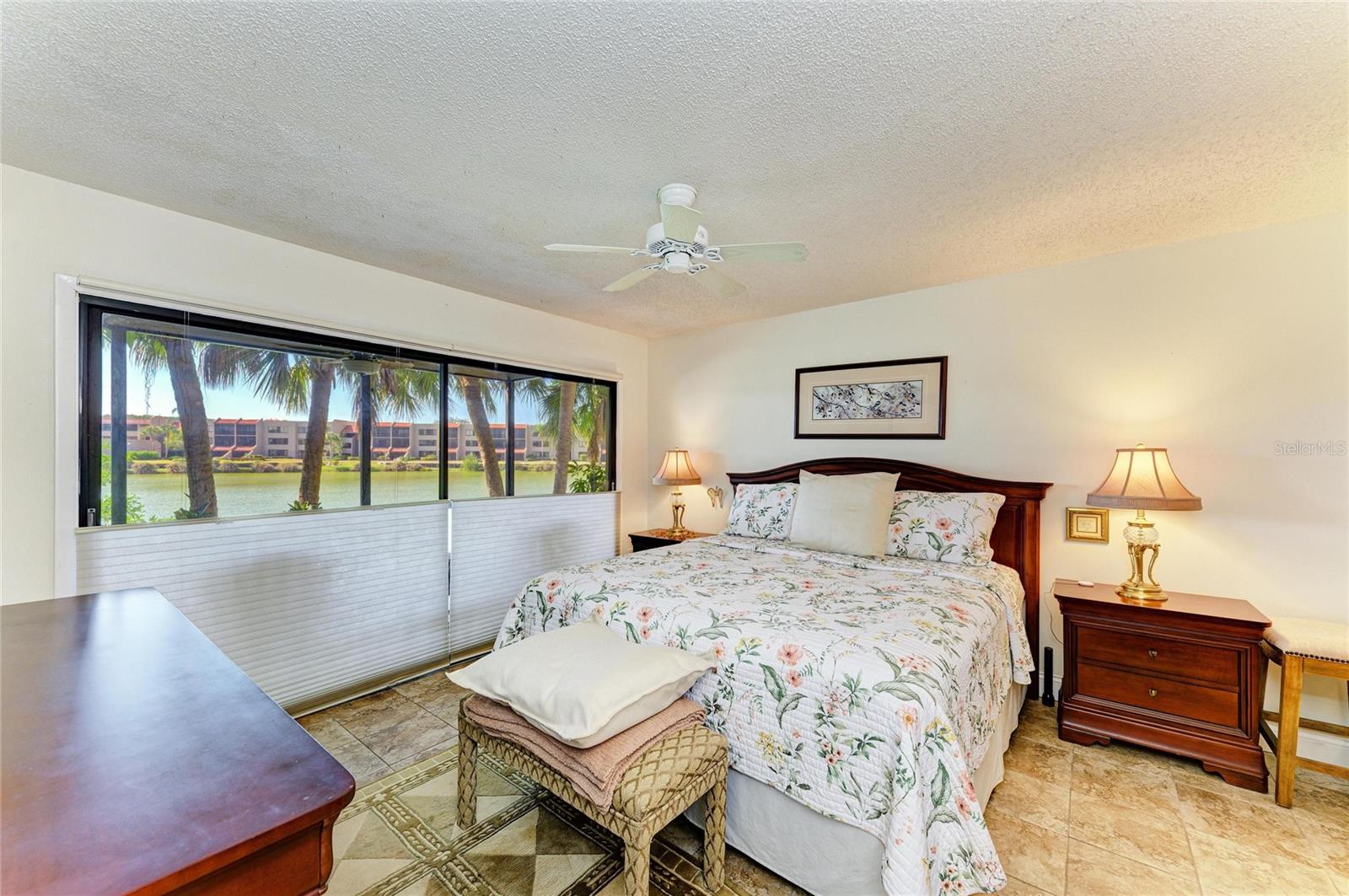 Image 19 of 66 For 5341 Lake Arrowhead Trail 11