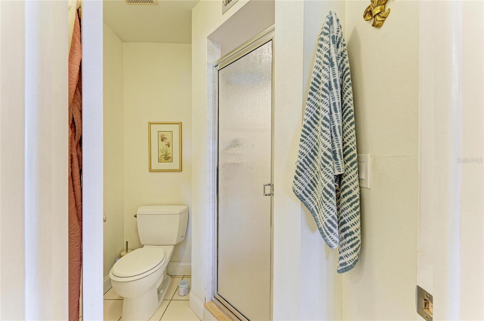 Image 25 of 66 For 5341 Lake Arrowhead Trail 11