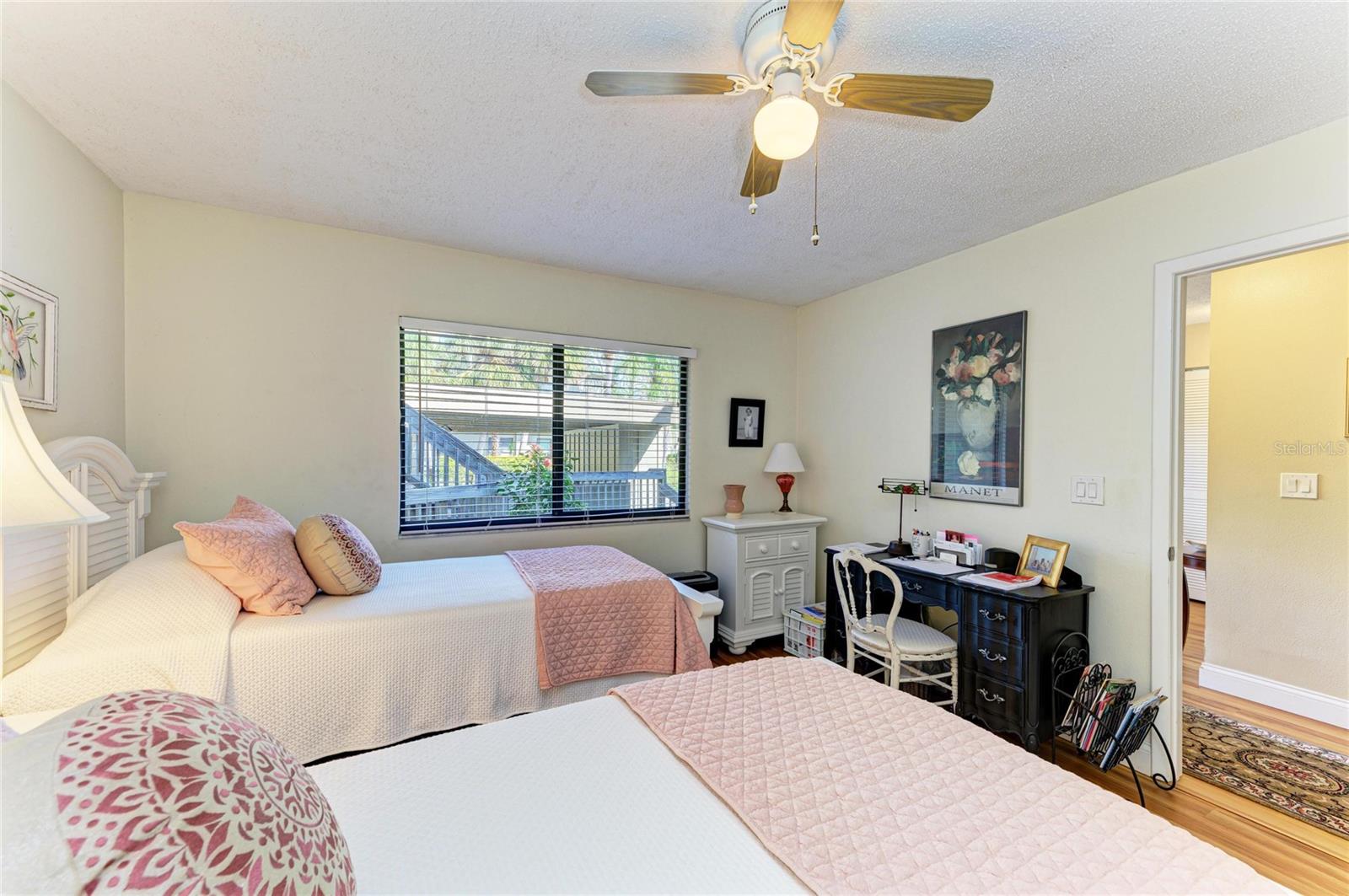 Image 29 of 66 For 5341 Lake Arrowhead Trail 11