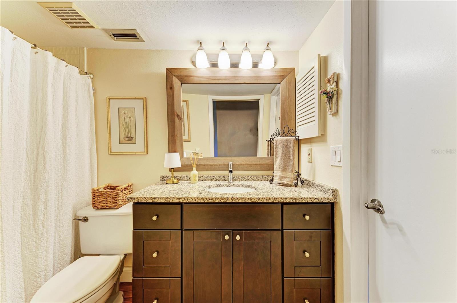 Image 30 of 66 For 5341 Lake Arrowhead Trail 11