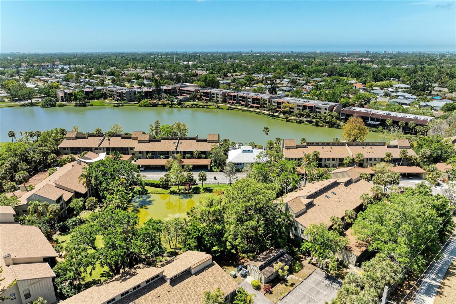 Image 42 of 66 For 5341 Lake Arrowhead Trail 11