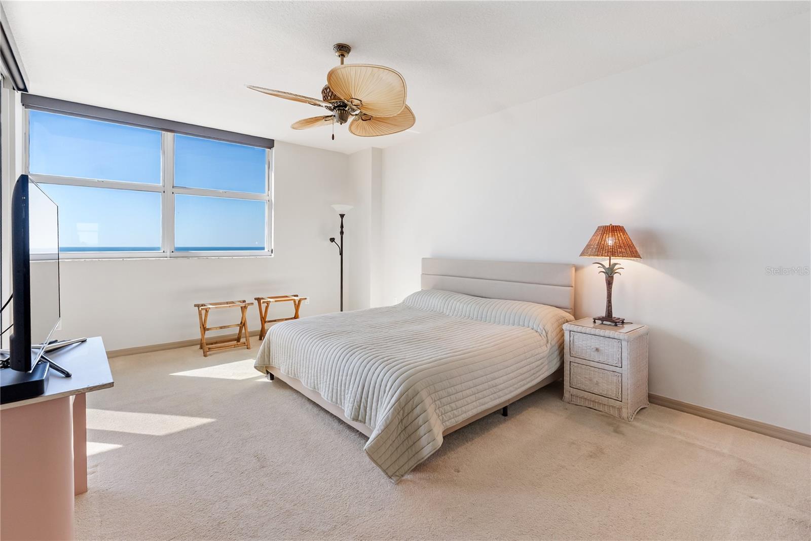 Image 12 of 80 For 1800 Benjamin Franklin Drive B809