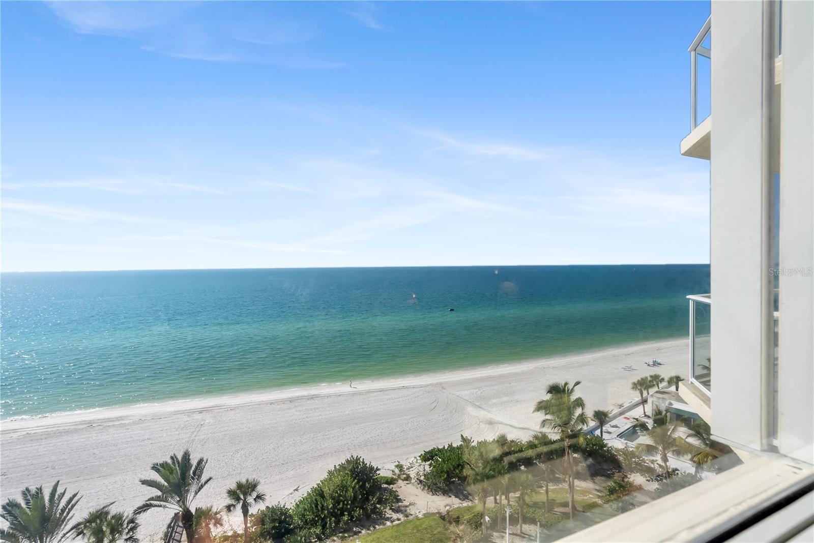 Image 13 of 80 For 1800 Benjamin Franklin Drive B809