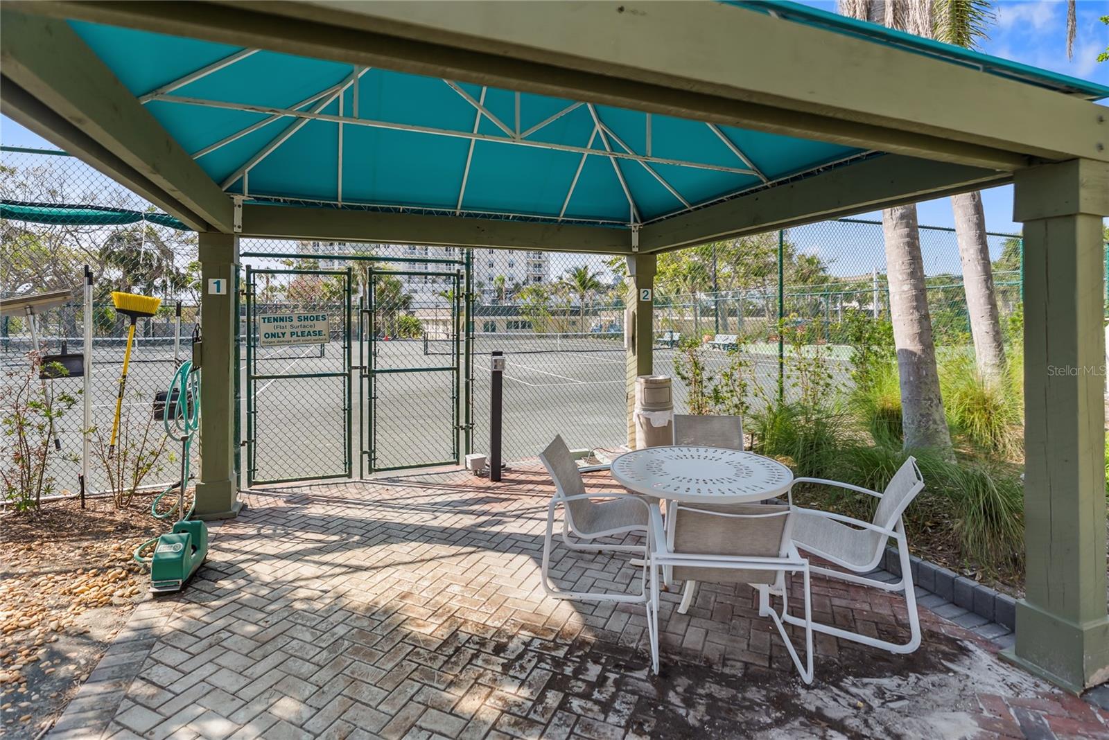 Image 49 of 80 For 1800 Benjamin Franklin Drive B809