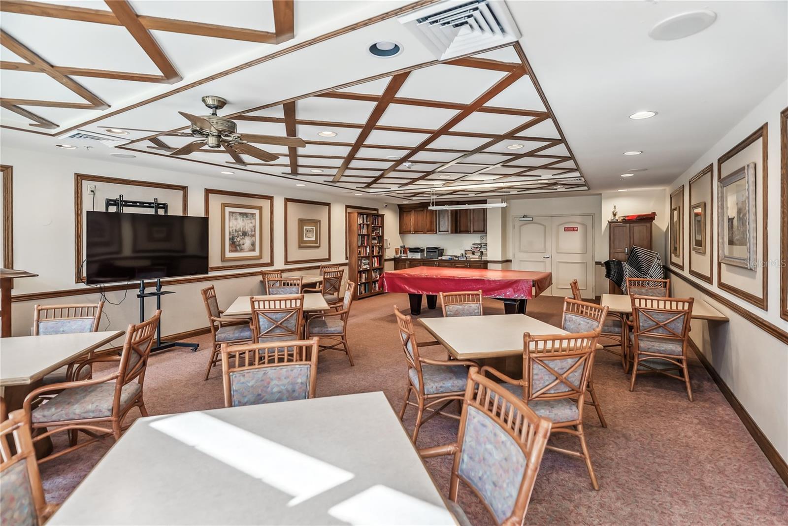 Image 55 of 80 For 1800 Benjamin Franklin Drive B809