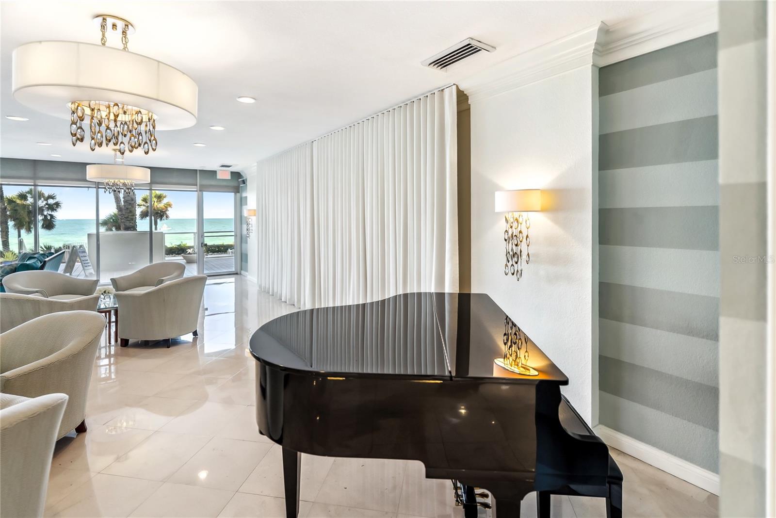 Image 60 of 80 For 1800 Benjamin Franklin Drive B809