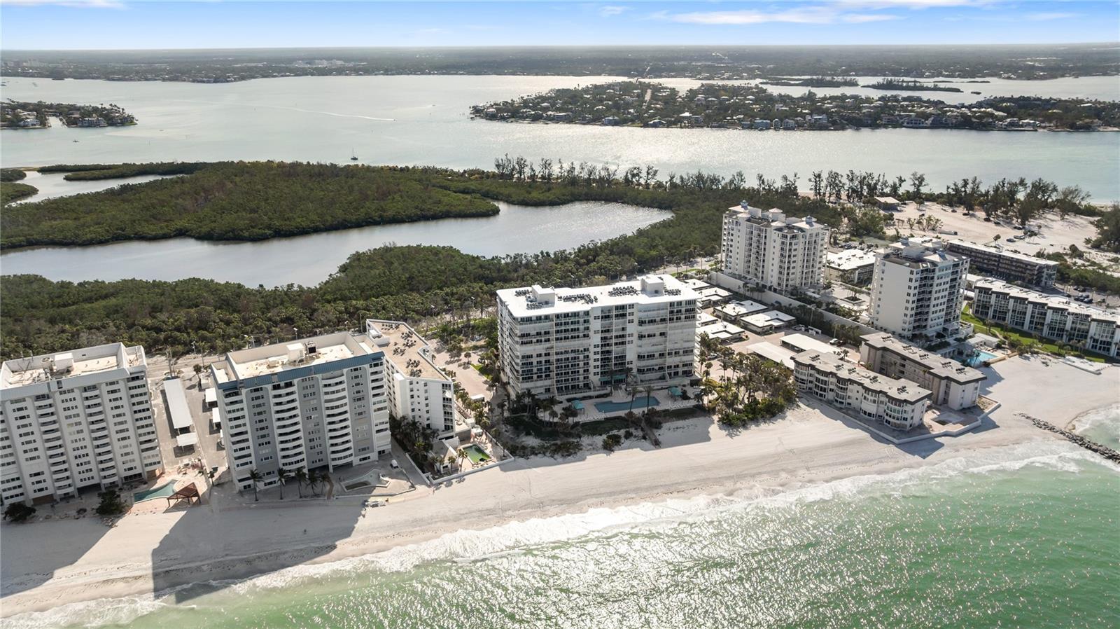 Image 77 of 80 For 1800 Benjamin Franklin Drive B809