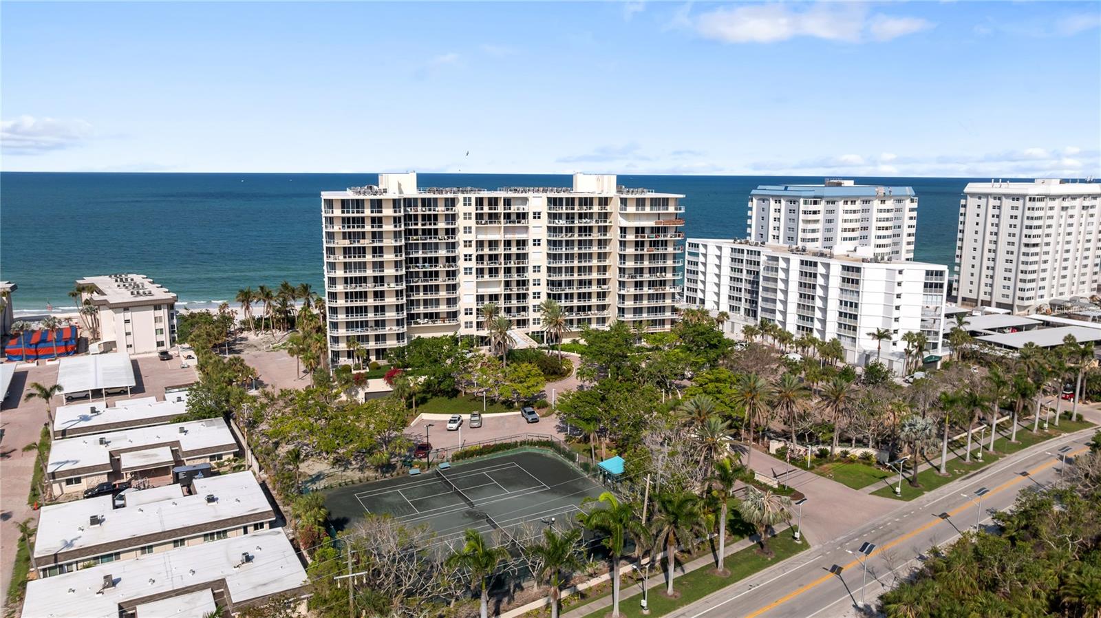 Image 79 of 80 For 1800 Benjamin Franklin Drive B809