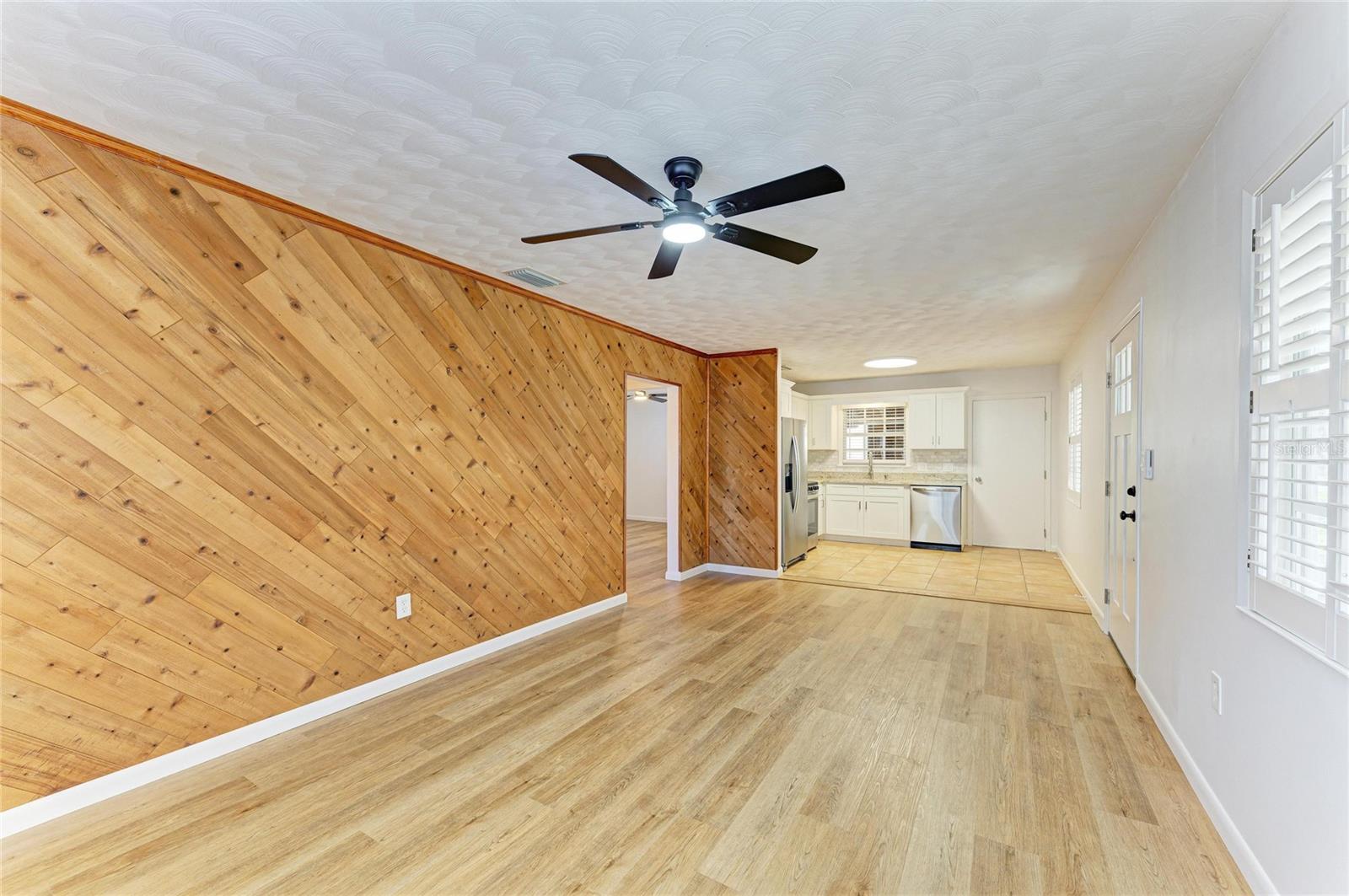 Image 15 of 56 For 616 Palm Avenue