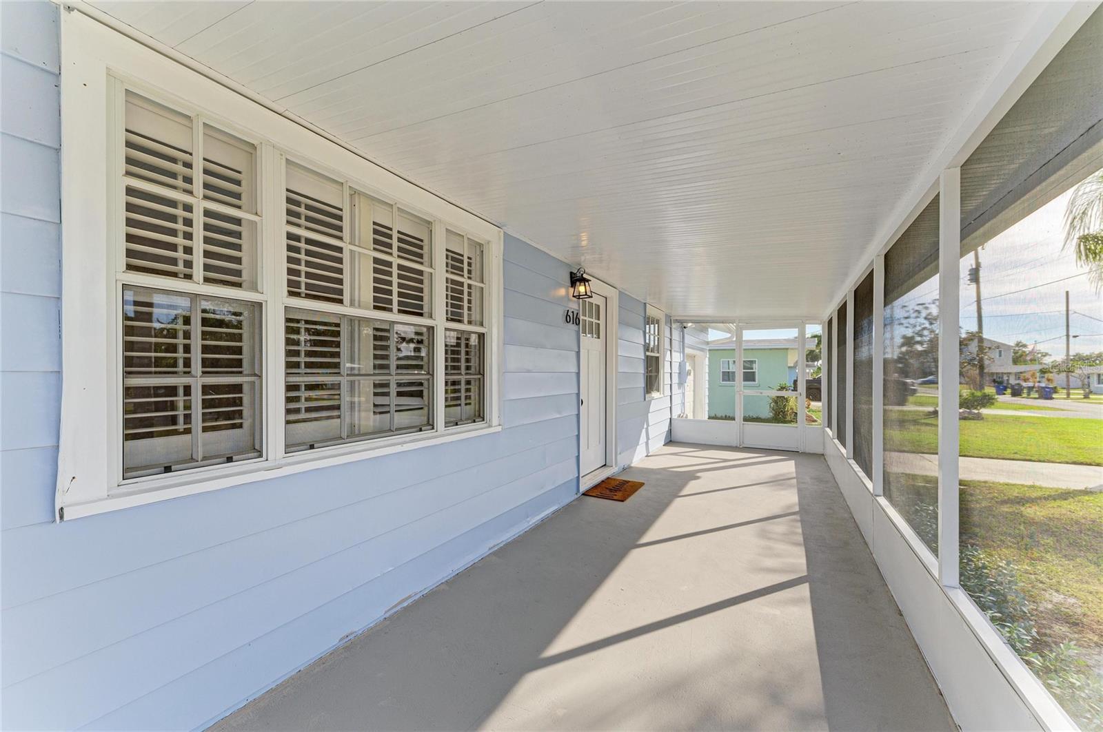 Image 32 of 56 For 616 Palm Avenue