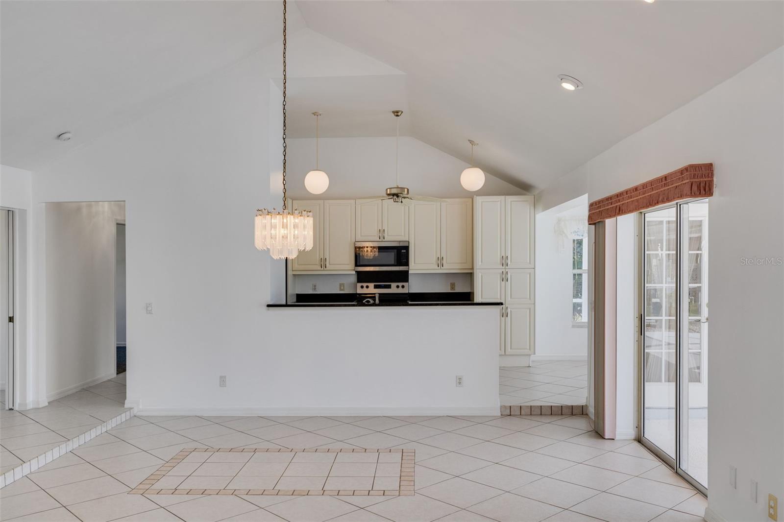 Image 10 of 45 For 13376 Journeys