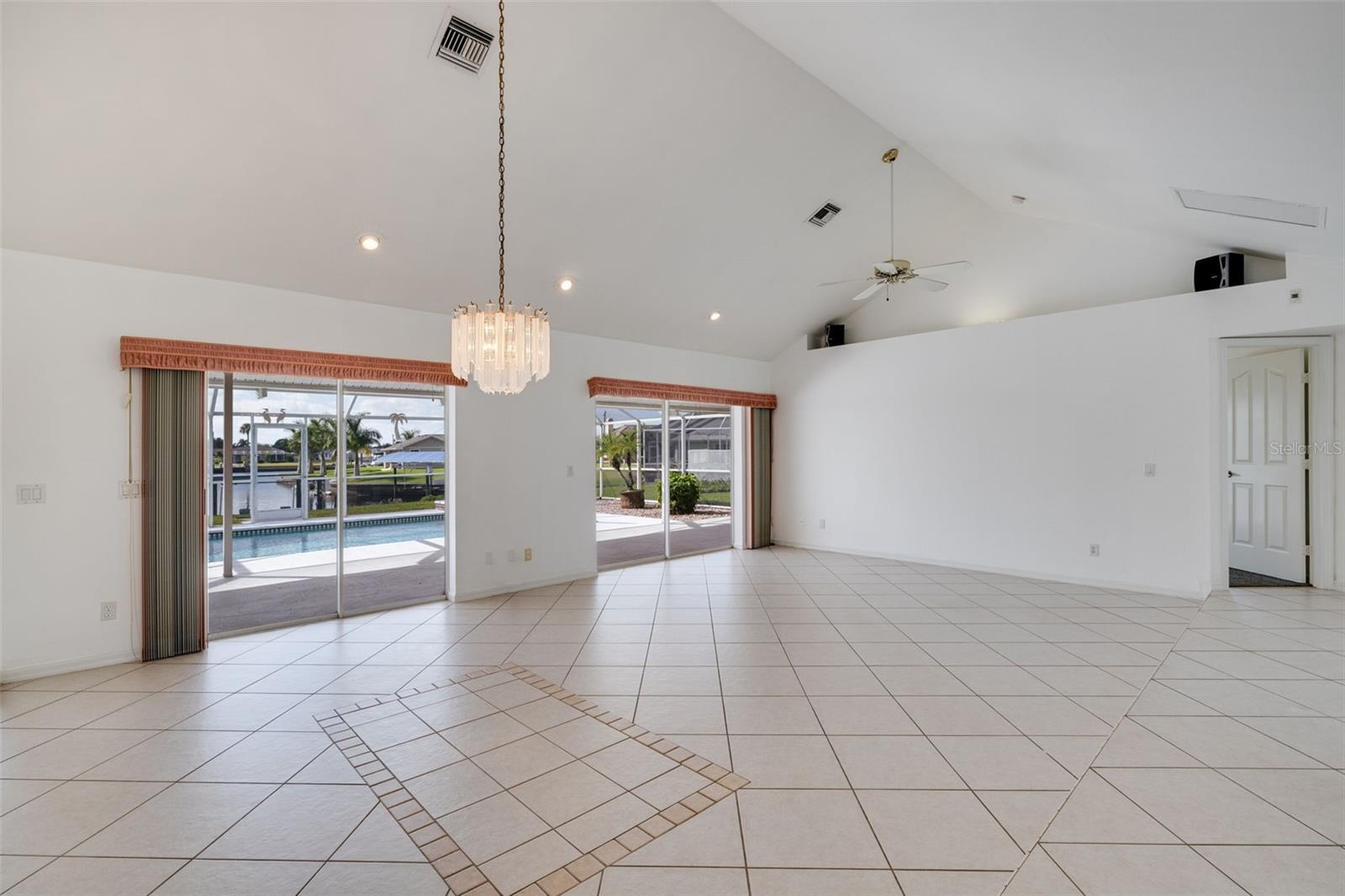 Image 12 of 45 For 13376 Journeys