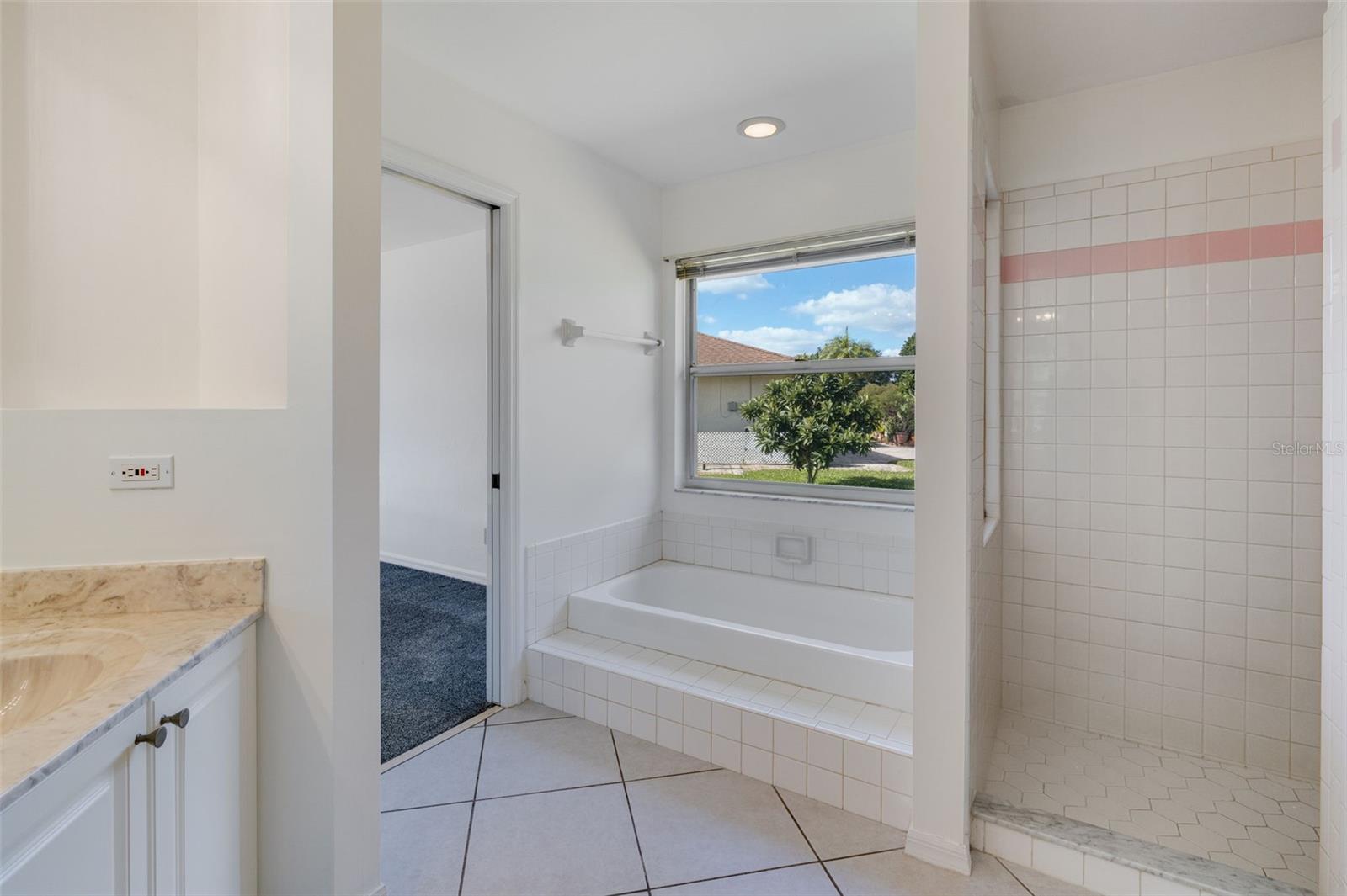 Image 16 of 45 For 13376 Journeys